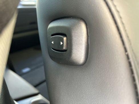 Used 2025 BMW X7 xDrive40i image 37