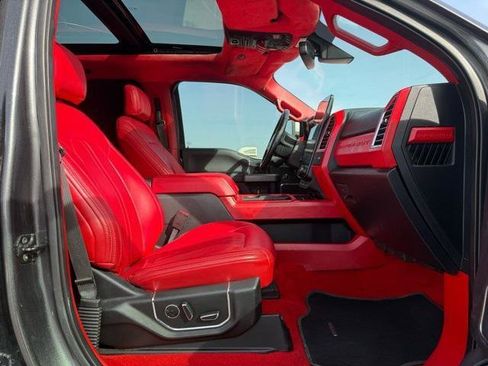 Used 2017 Ford F250 Platinum w/ Platinum Ultimate Package image 37