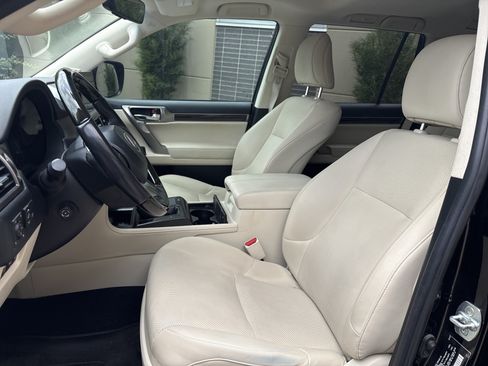 Used 2023 Lexus GX 460 Premium AWD/4WD image 16