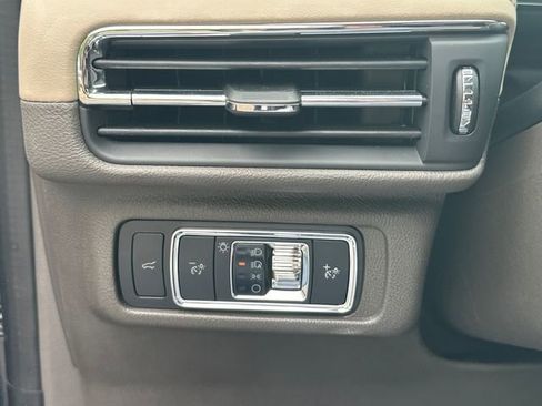 Certified 2022 Lincoln Corsair Reserve w/ Elements Package FWD image 24