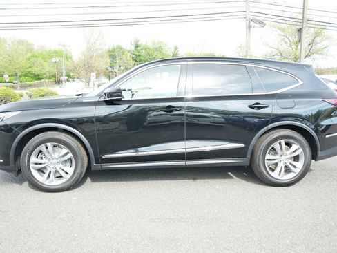 Used 2024 Acura MDX SH-AWD image 3