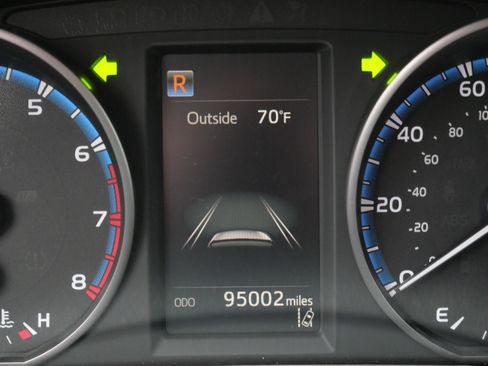 Used 2017 Toyota RAV4 LE w/ All Weather Liner Package AWD/4WD image 36