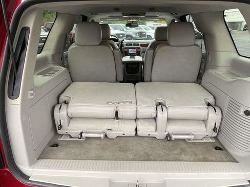Used 2013 Chevrolet Tahoe LTZ RWD image 10