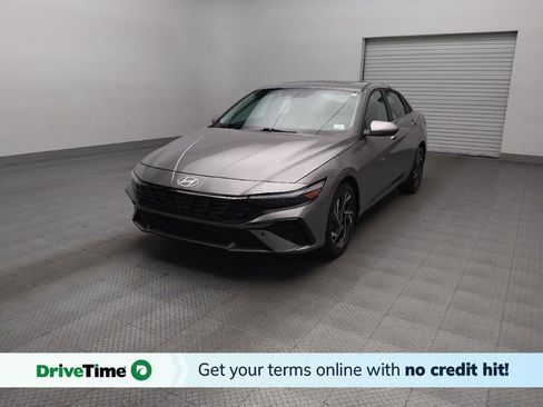 Used 2024 Hyundai Elantra SEL w/ Convenience Package image 1