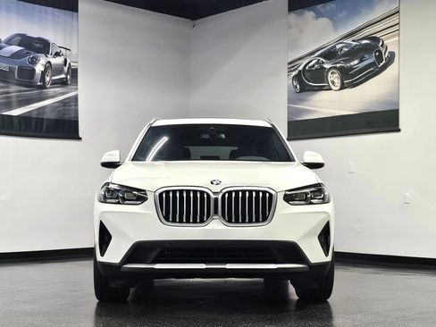 Used 2024 BMW X3 sDrive30i w/ Convenience Package RWD image 2