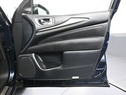 Used 2020 INFINITI QX60 Luxe w/ Essential Package FWD image 50