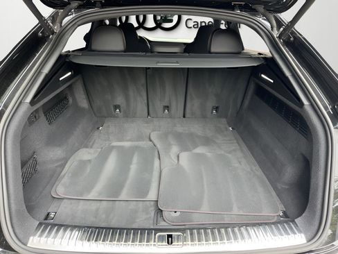 Certified 2025 Audi RS Q8 performance image 23