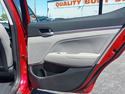Used 2019 Hyundai Elantra SEL FWD image 9