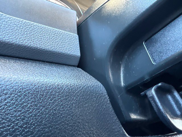 Used 2017 RAM 1500 Classic SLT RWD image 28