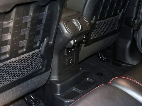 Used 2021 Jeep Wrangler Unlimited Rubicon image 14