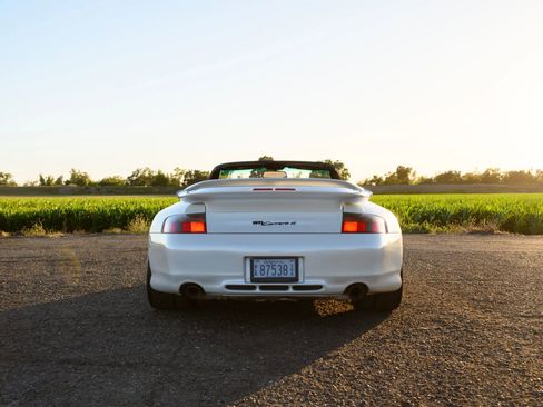 Used 2000 Porsche 911 Carrera 4 AWD/4WD image 42