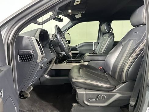 Used 2022 Ford F350 Platinum w/ FX4 Off-Road Package image 11