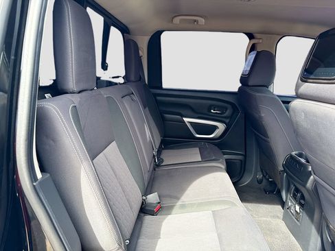 Used 2021 Nissan Titan SV w/ SV Convenience Package AWD/4WD image 26