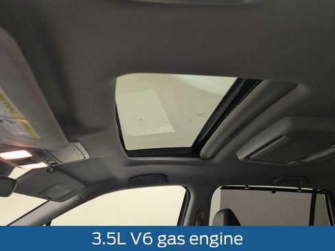 Used 2020 Honda Pilot Touring image 7