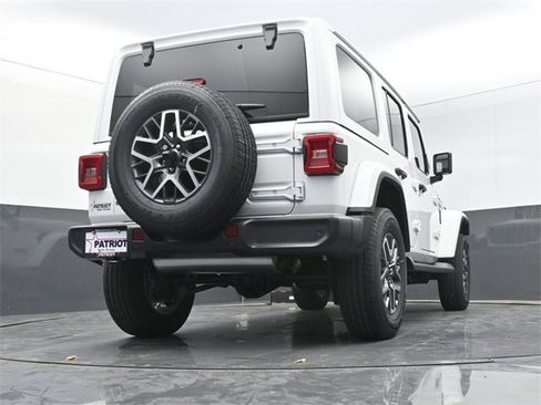 New 2026 Jeep Wrangler Sahara image 41