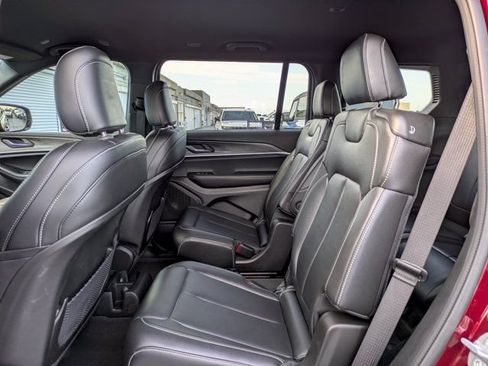 Used 2025 Jeep Grand Cherokee L Limited w/ Trailer Tow Package AWD/4WD image 14