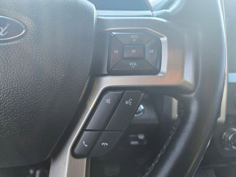 Used 2019 Ford F150 Platinum w/ Equipment Group 701A Luxury image 19