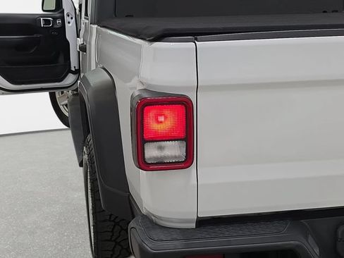 Used 2020 Jeep Gladiator Sport w/ Quick Order Package 24S AWD/4WD image 33