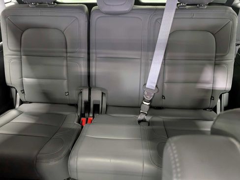 Used 2020 Lincoln Navigator L Reserve w/ Luxury Package image 25