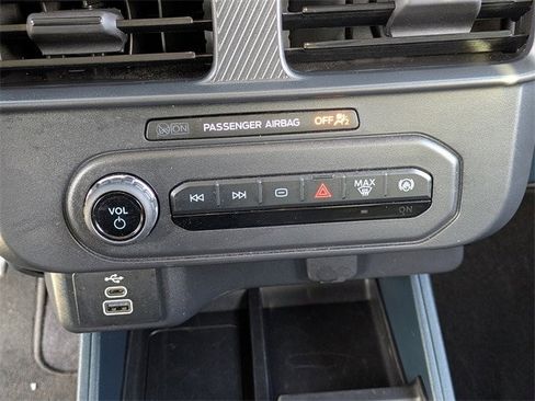 Used 2025 Ford Maverick XL w/ 4K Tow Package image 24