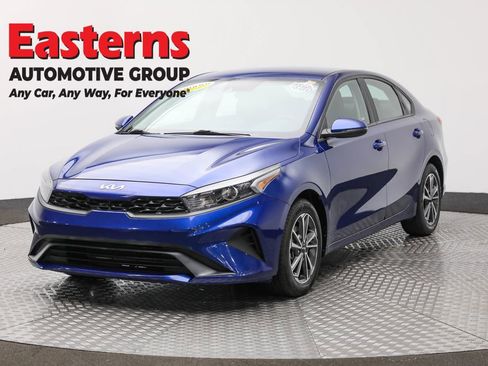 Used 2022 Kia Forte LXS w/ LXS Technology Package image 1
