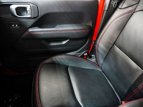 Used 2019 Jeep Wrangler Unlimited Rubicon image 26