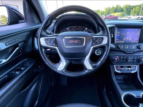 Used 2023 GMC Terrain SLT FWD image 8