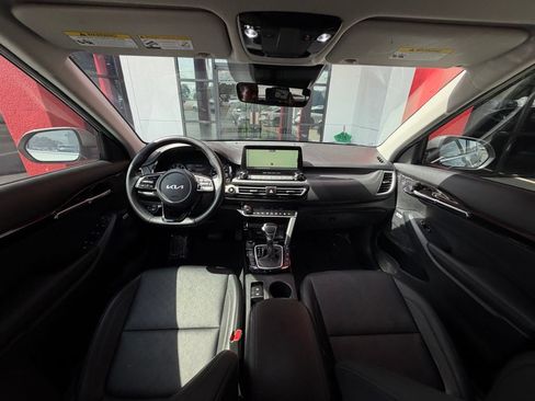 Used 2022 Kia Seltos SX AWD/4WD image 29