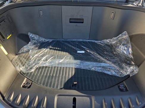 New 2025 Ford F150 Lightning Flash image 20