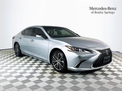 Used 2023 Lexus ES 350 w/ Premium Package FWD image 1