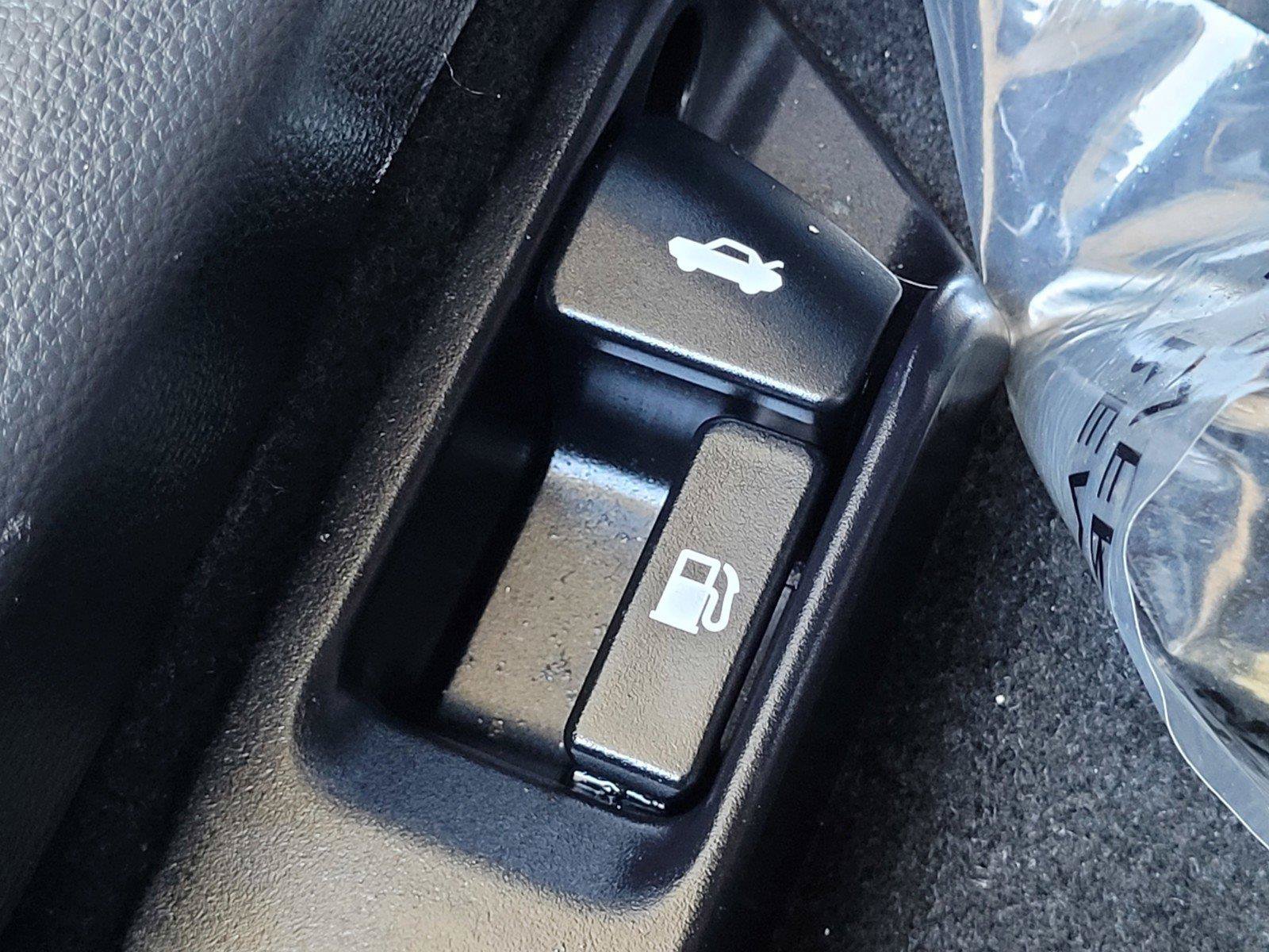 Used 2023 Toyota Corolla SE w/ SE Premium Package FWD image 17