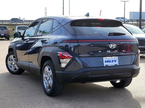New 2026 Hyundai Kona SE image 3