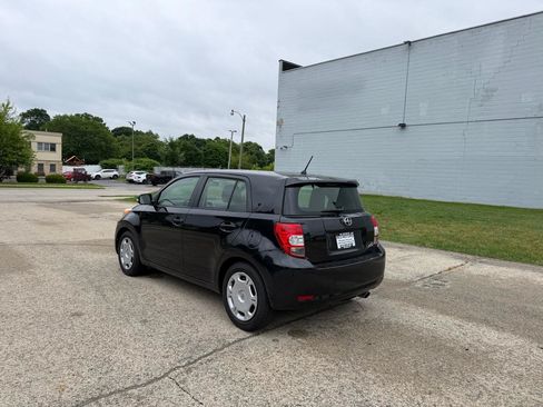 Used 2011 Scion xD FWD image 5