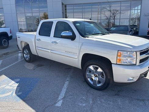 Used 2009 Chevrolet Silverado 1500 LTZ w/ White Diamond Edition image 34