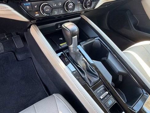 Used 2024 Honda Accord Touring image 24