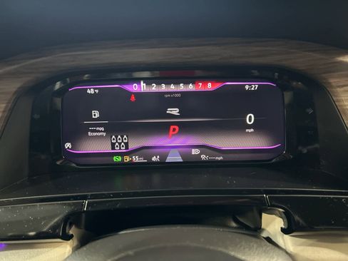 Used 2024 Volkswagen Atlas SEL Premium R-Line image 31