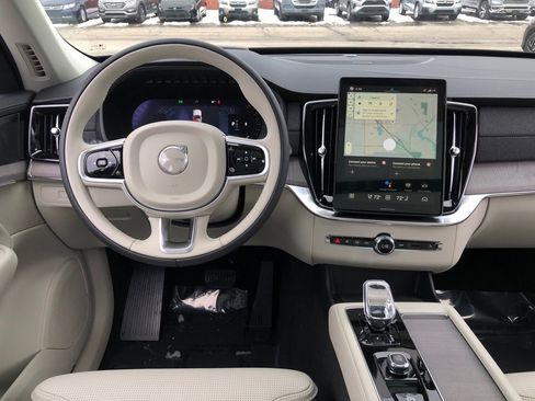 New 2026 Volvo XC90 B6 Ultra w/ Protection Package AWD/4WD image 16