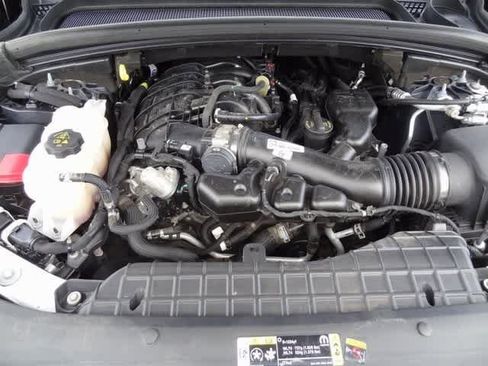 Used 2023 Jeep Grand Cherokee Limited image 42