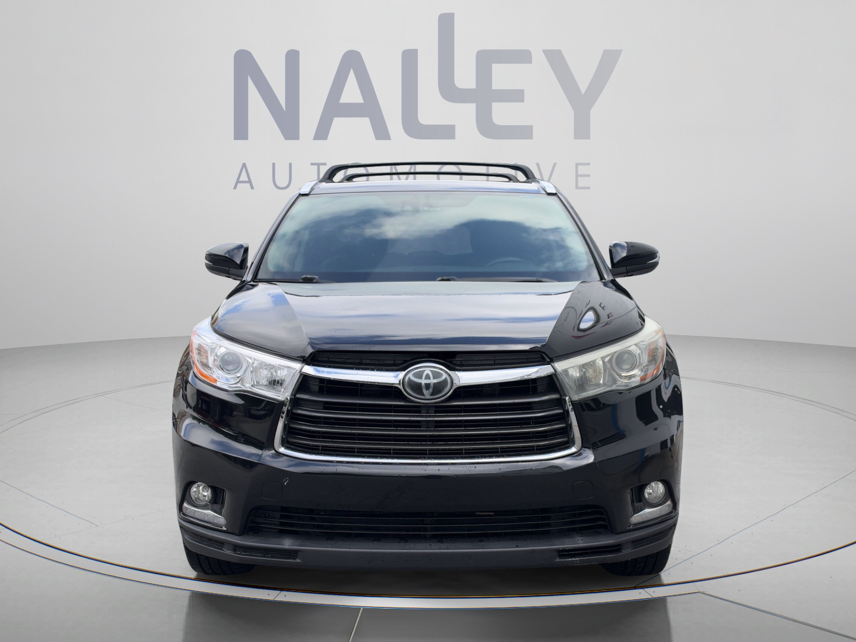 Used 2015 Toyota Highlander Limited w/ Driver Technology Package AWD/4WD image 6