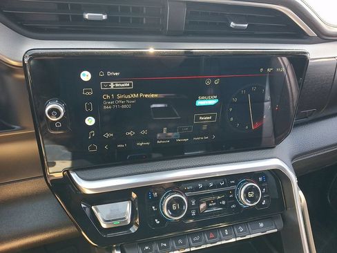 Used 2022 GMC Sierra 1500 Denali w/ Denali Reserve Package AWD/4WD image 17