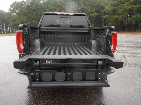 Used 2023 GMC Sierra 1500 AT4 w/ Technology Package image 12