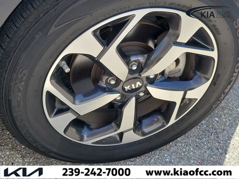 Used 2022 Kia Sportage LX FWD image 7