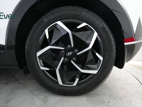 Used 2024 Hyundai Ioniq 5 SEL RWD image 9