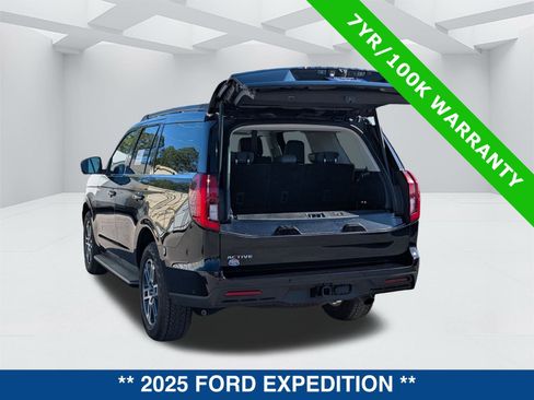 Certified 2025 Ford Expedition Active image 13