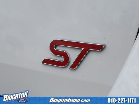 Certified 2024 Ford Explorer ST w/ Equipment Group 401A AWD/4WD image 5