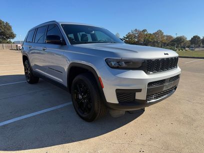 Used 2024 Jeep Grand Cherokee L Laredo