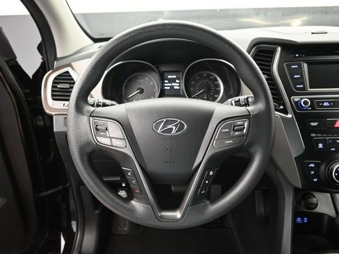 Used 2018 Hyundai Santa Fe Sport FWD image 20