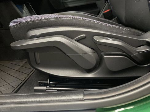 New 2026 MINI Cooper 4-Door Hardtop image 18