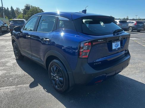 Used 2025 Nissan Kicks S AWD/4WD image 5