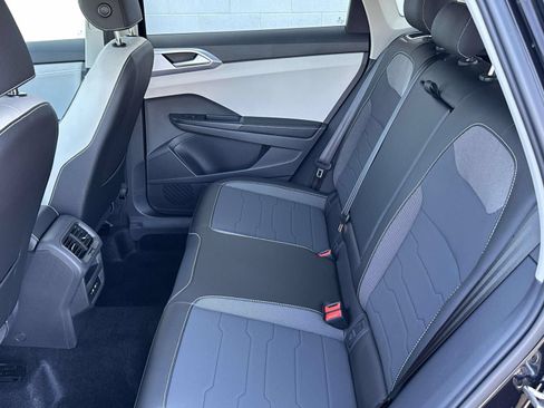 New 2026 Volkswagen Taos SE AWD/4WD image 13